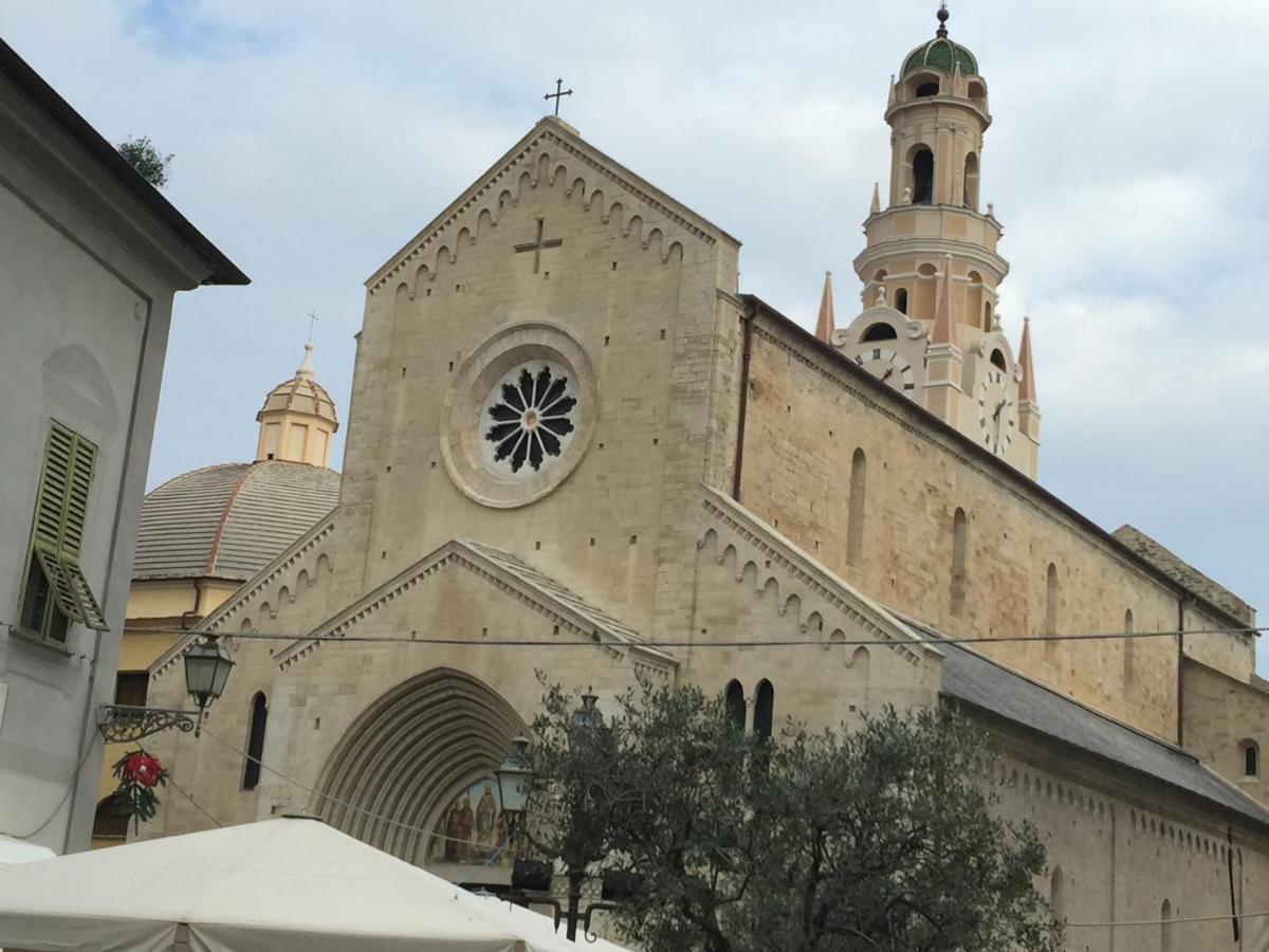 Appartamento Ai Piedi Della Pigna Sanremo Dış mekan fotoğraf
